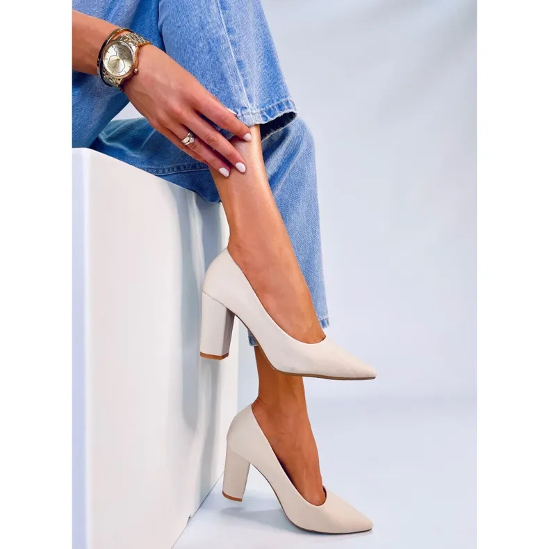 Escarpins sur le poste Eilish Beige