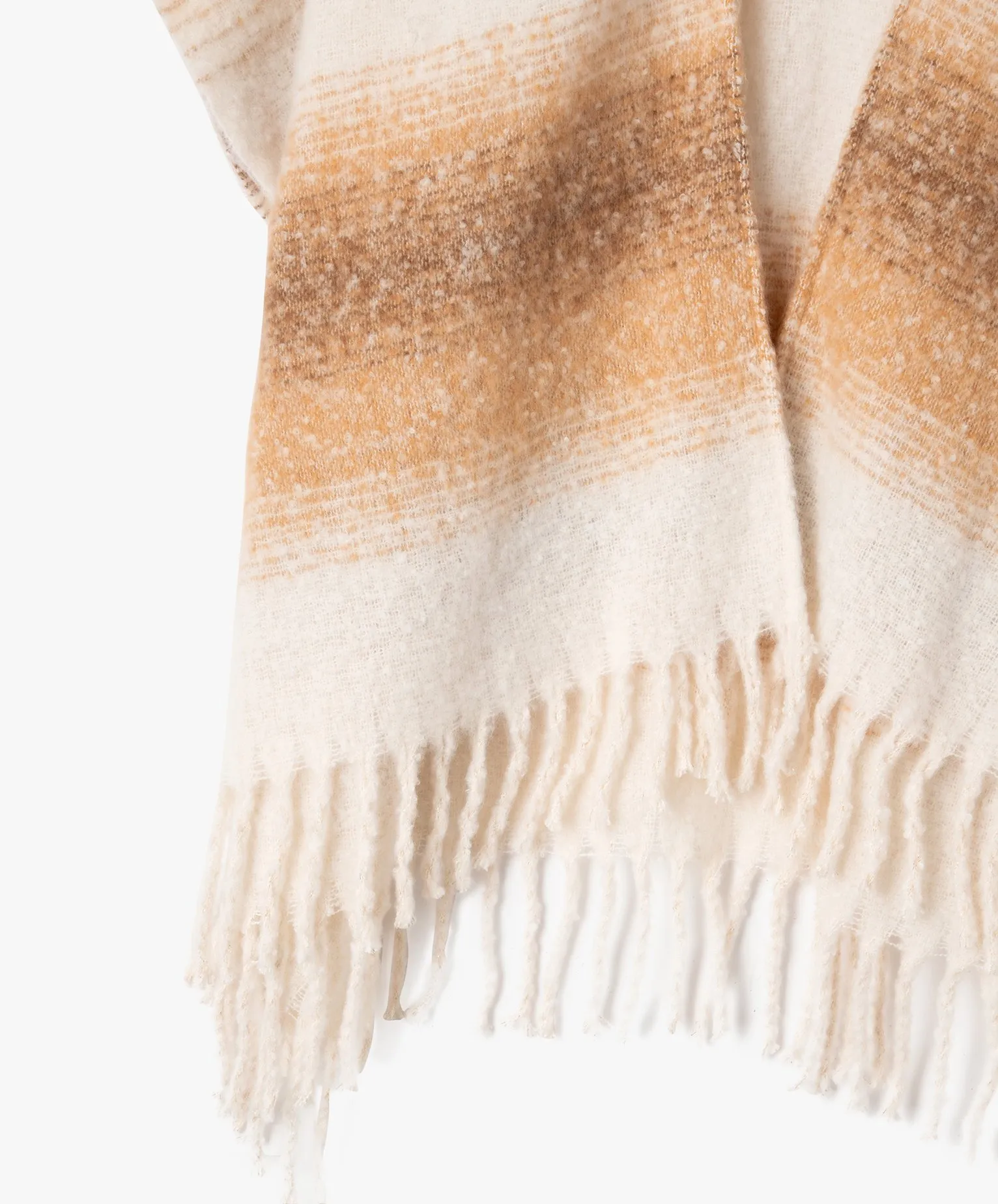 Poncho en maille duveteuse douillette femme beige
