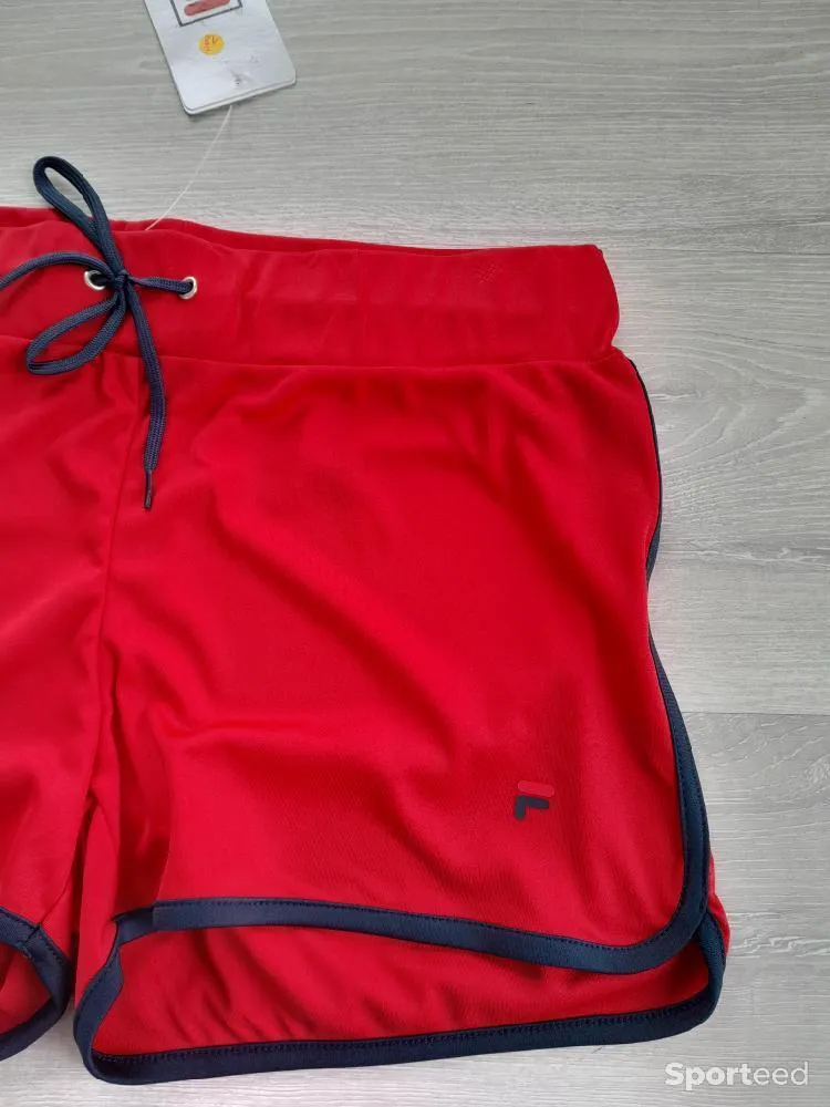 Short Fila neuf Ajouté le : 02/07/2024